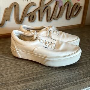 Woman’s Leather Platform Vans 8.5